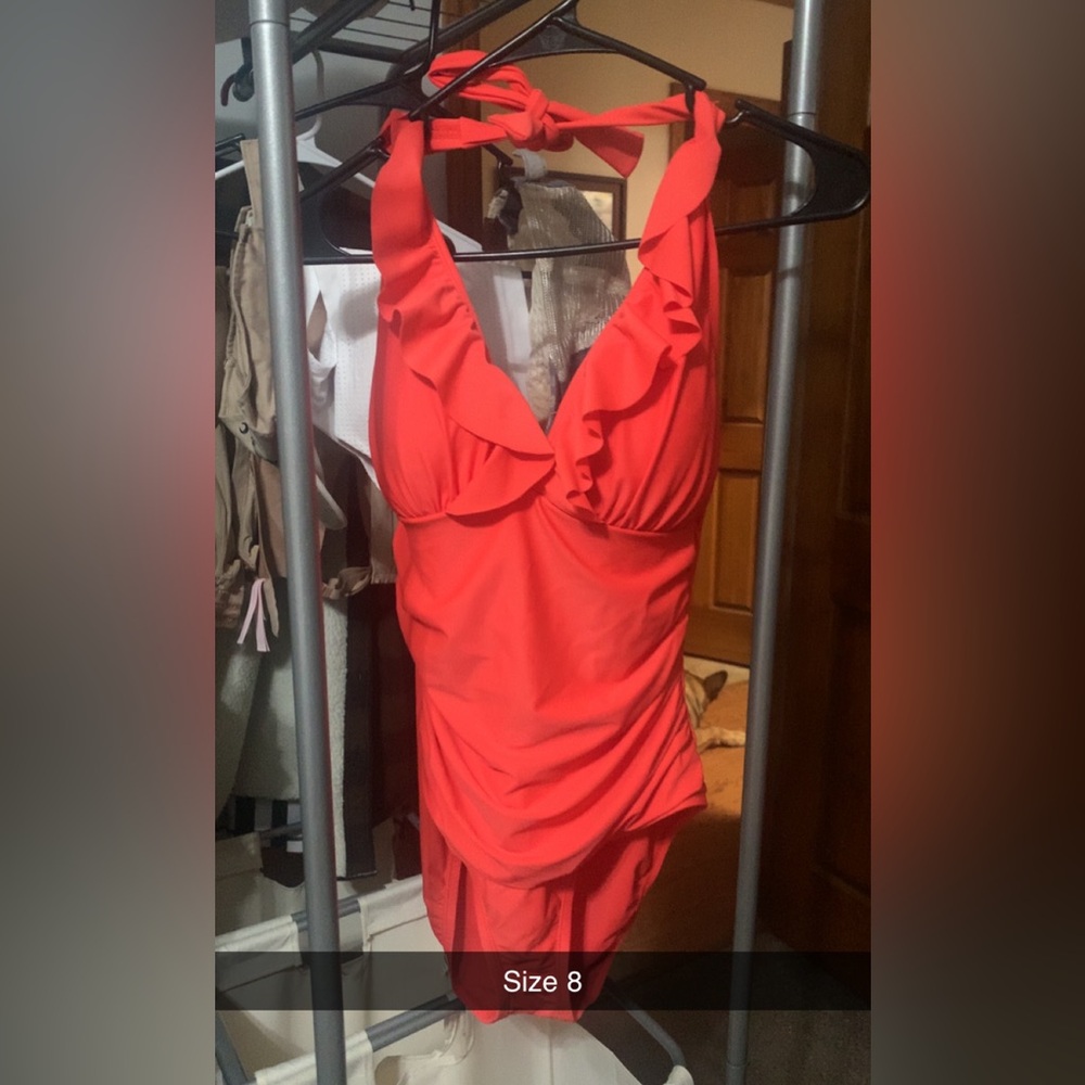 Ellen Tracey sz 8 women’s one piece.